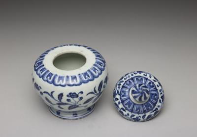 图片[2]-Jar with crab apple scrolls in underglaze blue, Ming dynasty, Yongle reign, 1403-1424-China Archive